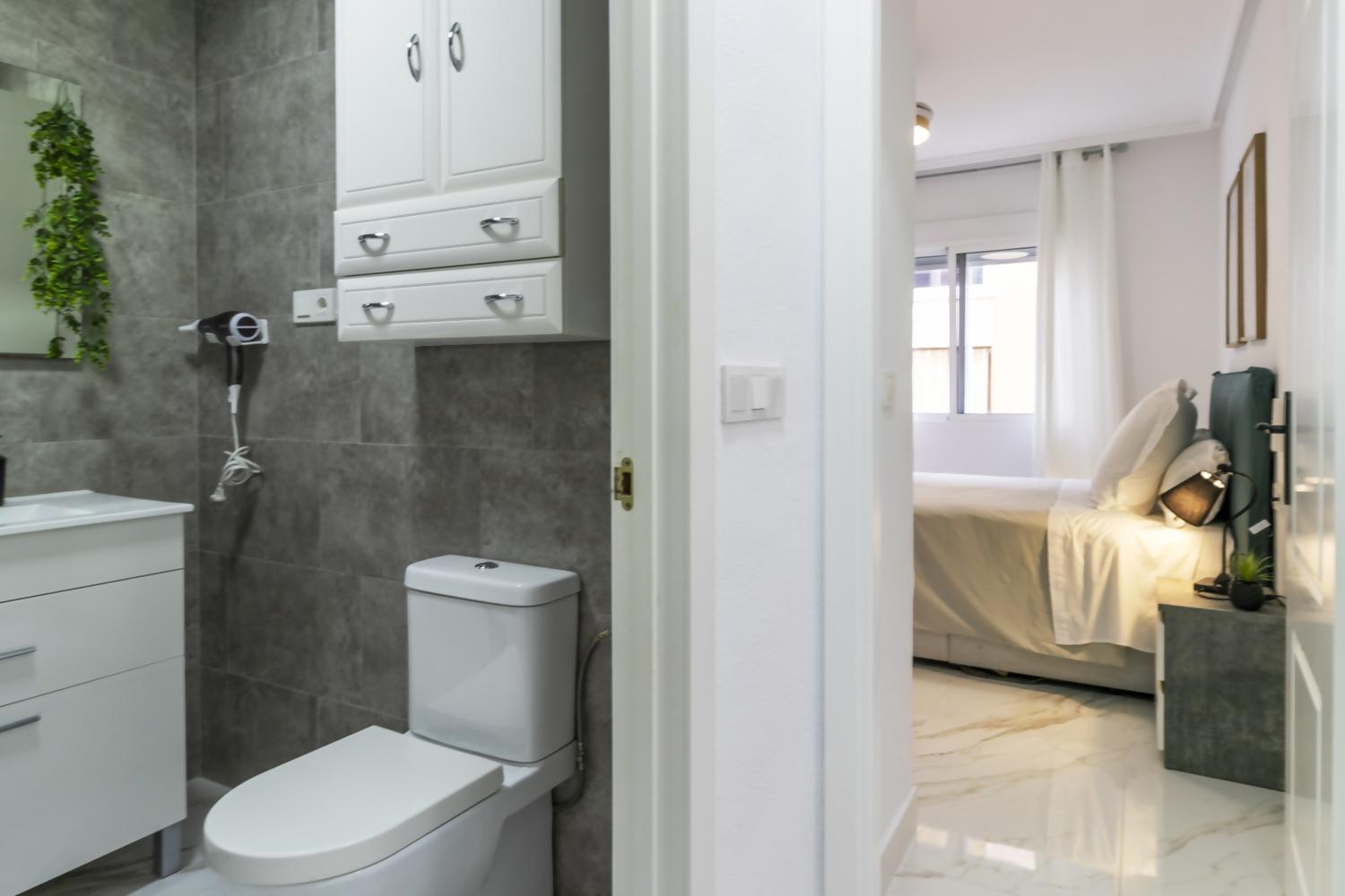 Apartamento Pink Azure Torrevieja Extérieur photo