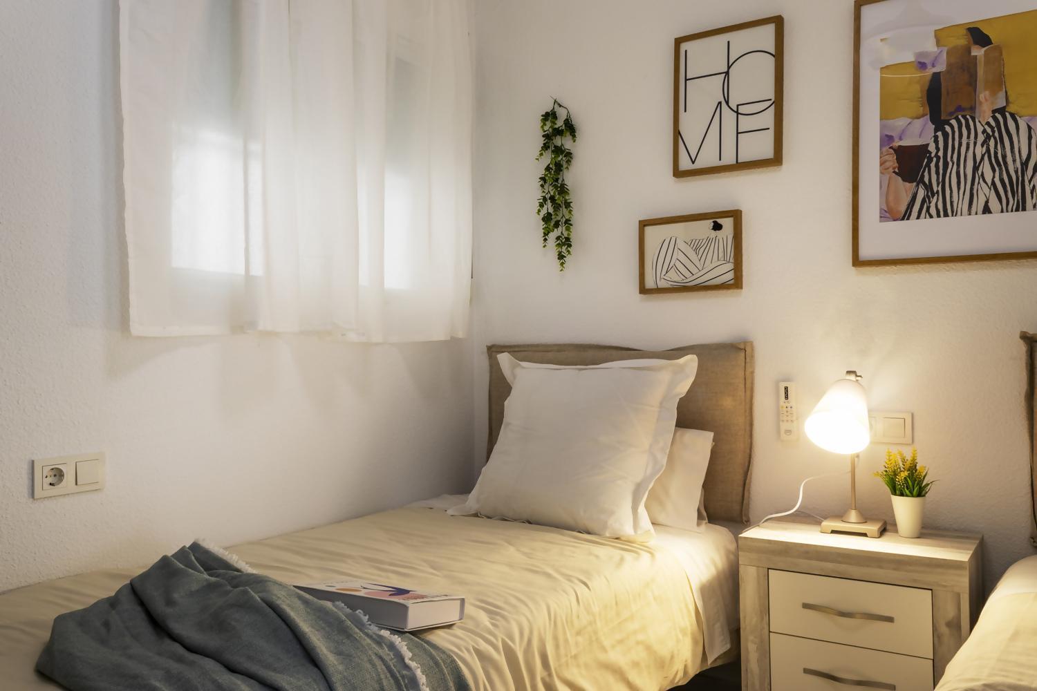 Apartamento Pink Azure Torrevieja Extérieur photo