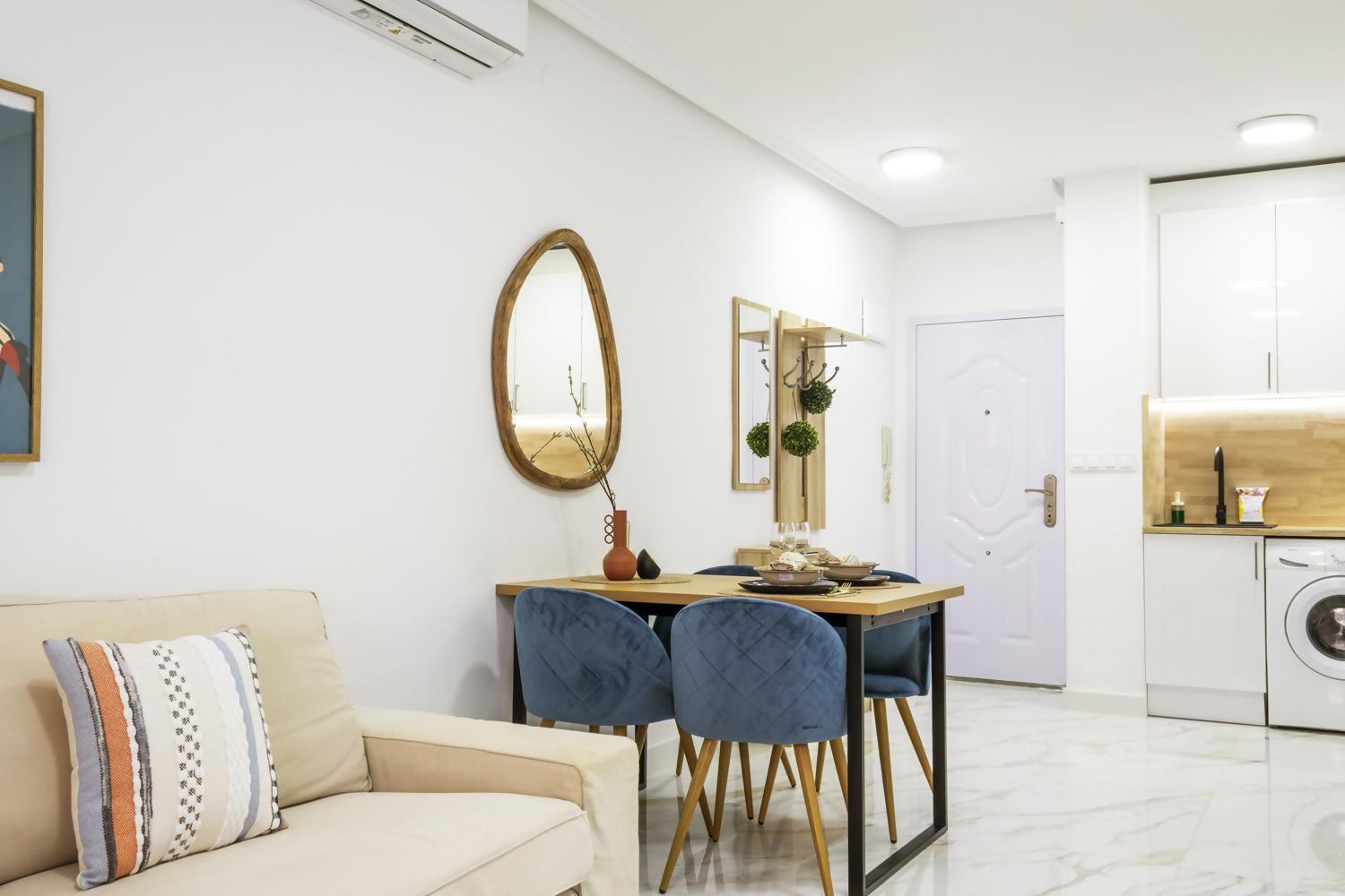 Apartamento Pink Azure Torrevieja Extérieur photo